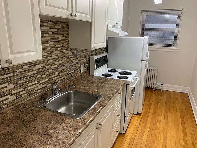195 Cooper St #10 — Photo 6