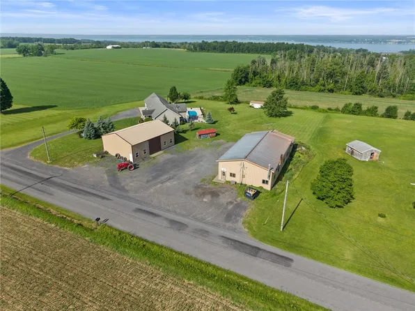 4249 Dildine Rd, Union Springs, NY 13160