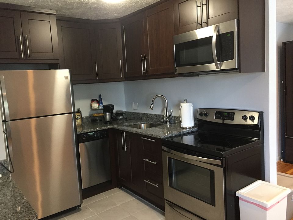 2nd image of 200 Hancock St APT 24