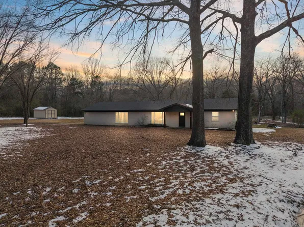 27 Pine Valley Rd, Bigelow, AR 72016