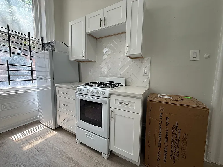 2219 Spring Garden St #2221 — Photo 8