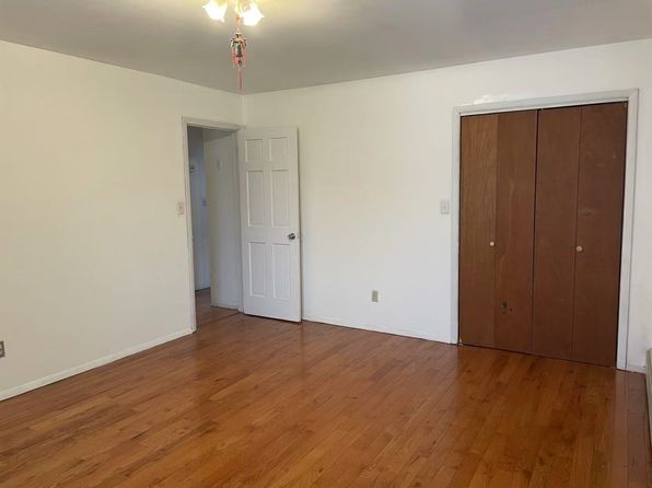 852 Mayer Dr FLOOR 2