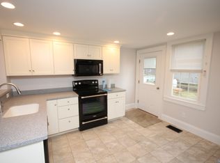30 W Elm St APT 1, Yarmouth, ME 04096