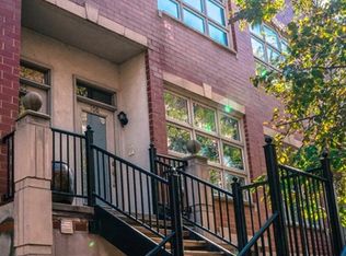 855 W Erie St #7, Chicago, IL 60642