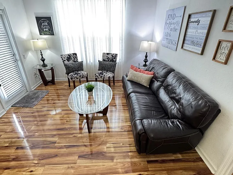 7532 Toscana Blvd — Photo 12