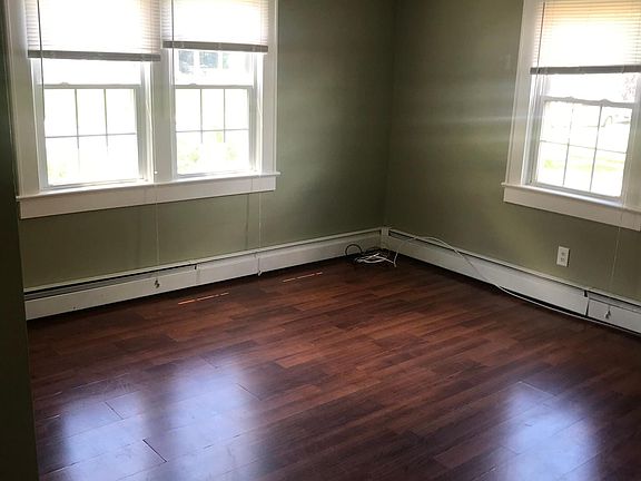 2nd image of 226 N 3rd Ave Floor 1