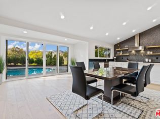 8961 Farralone Ave, Canoga Park, CA 91304