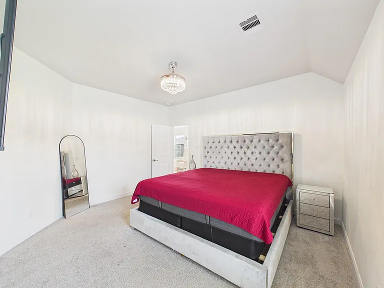 24711 Miltonwood St — Photo 38