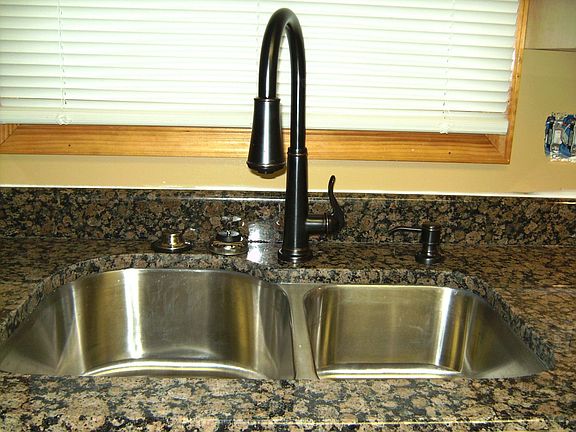 Kitchen Sink Area
