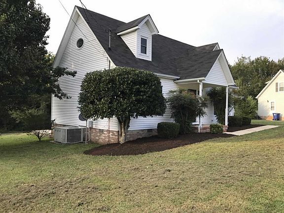 5th image of 304 Southview Dr