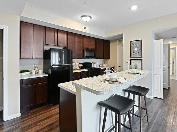 4100 Lakeview Xing, Groveport, OH