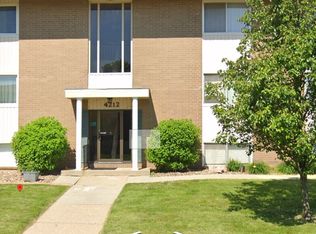 4212 62nd St APT 1, Urbandale, IA 50322