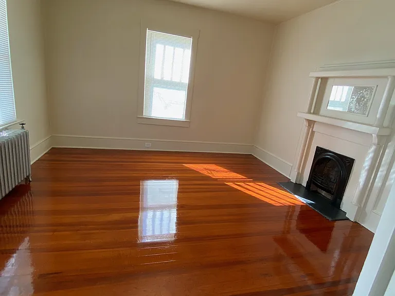 224 Moffett St — Photo 3