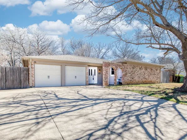 3732 Venice Dr, North Richland Hills, TX 76180