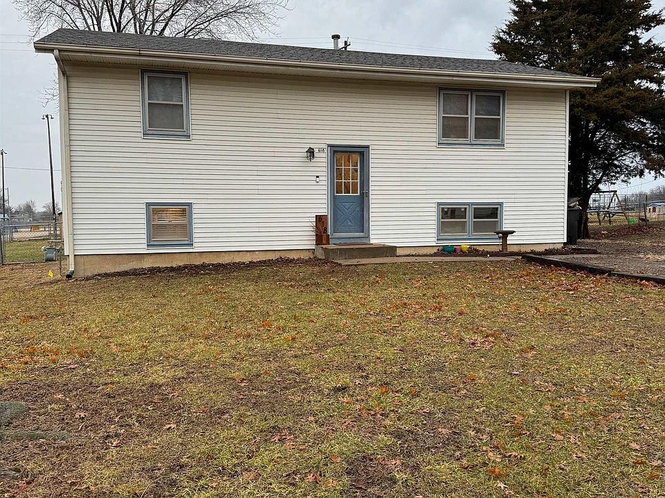 618 Lawrence St, Carbondale, KS 66414 Zillow