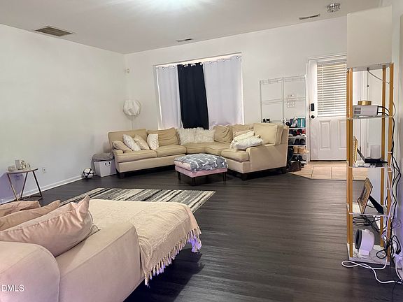 3rd image of 5345 Glen Canyon Rd