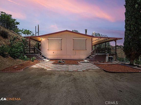 2nd image of 58 Loma Dr