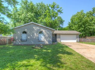 214 S 164th Pl E, Tulsa, OK 74108