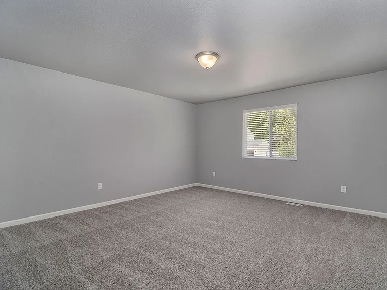 2327 Shadycroft Dr — Photo 14
