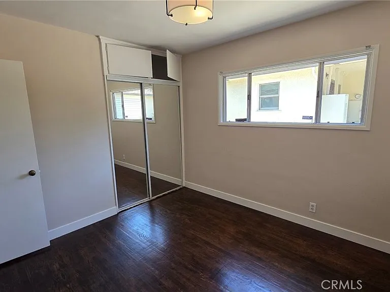 6034 S Kings Rd — Photo 16