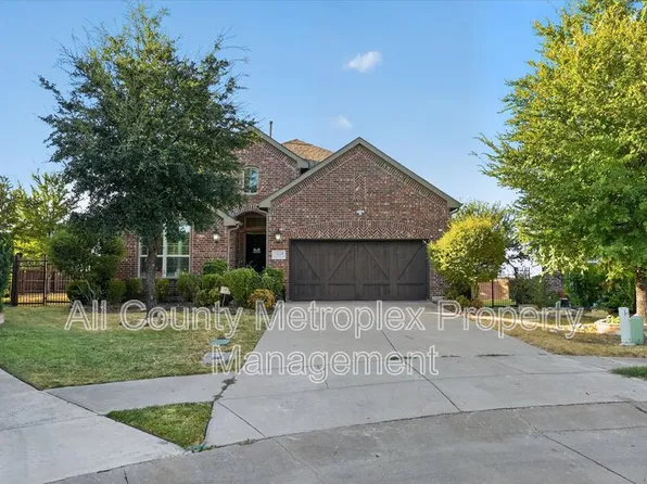 7220 Notre Dame Dr, Irving, TX 75063