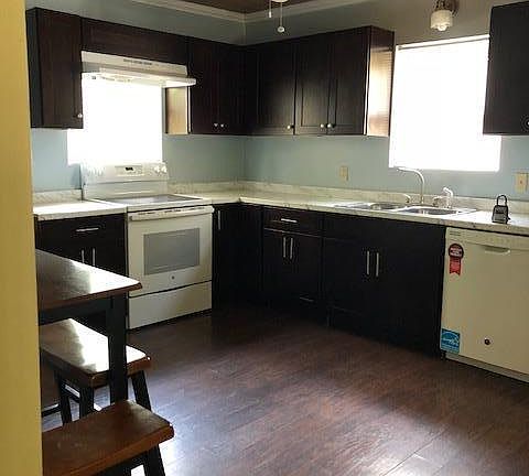 5th image of 1008 Guidry Dr #A