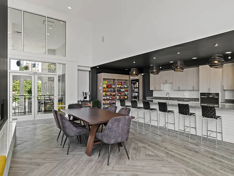 Postmark Apartments — Photo 4