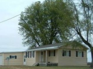 15630 580th St, Cincinnati, IA 52549