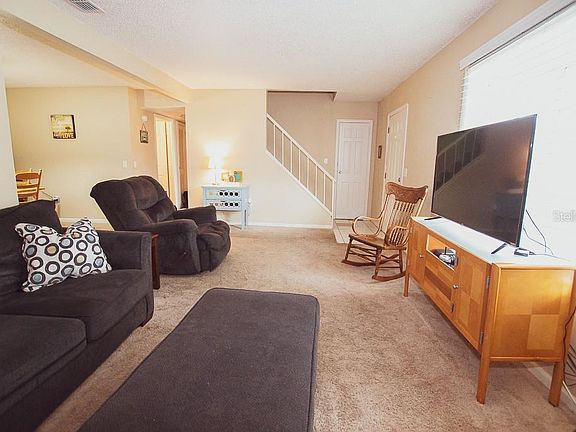5th image of 219 24th Ct SW