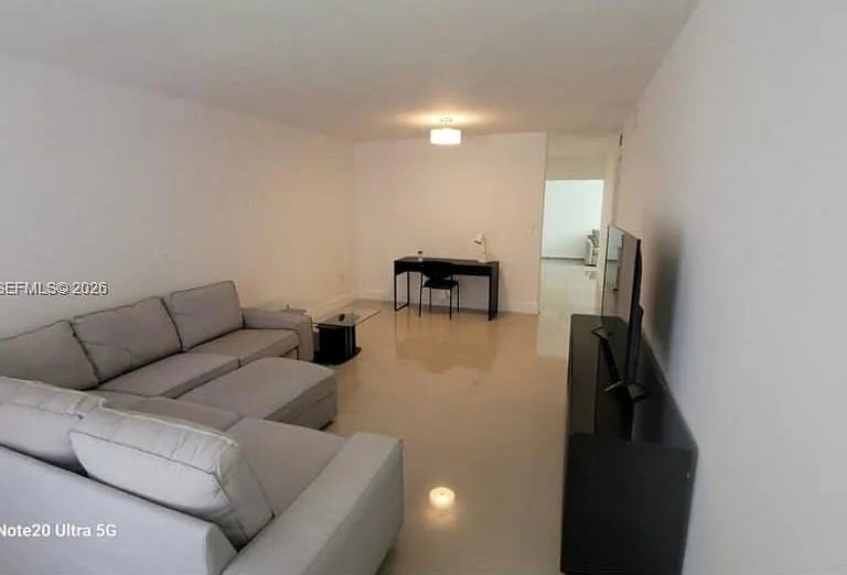 2341 SW 17th Ave #2343 — Photo 5