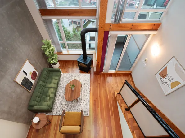 7 Rialto Ct #514, New Westminster, BC V3M 7A8