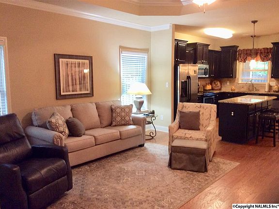 4th image of 2929 Magnolia Park Dr
