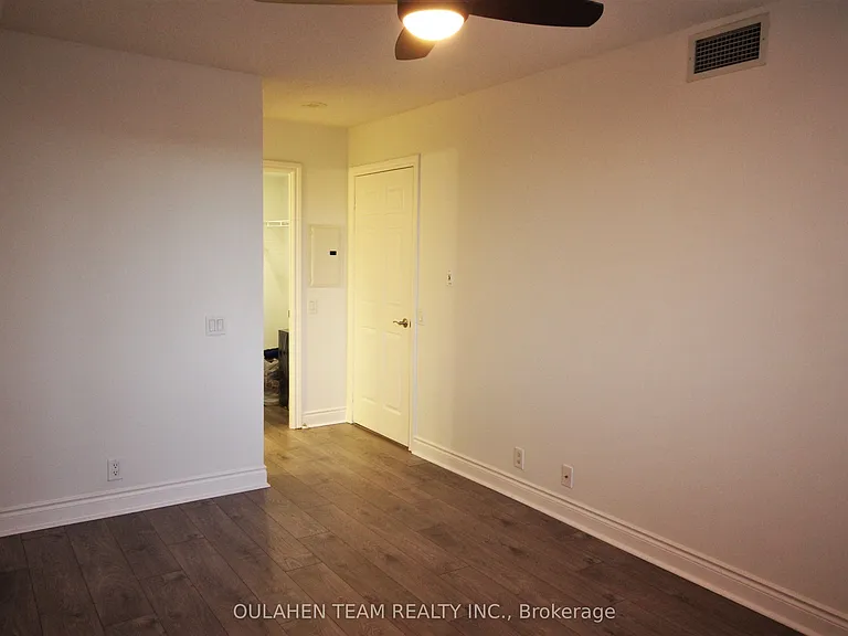 80 Harrison Garden Blvd #219 — Photo 15