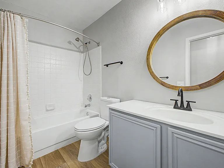445 W Sereno Dr — Photo 17
