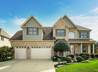 615 Cherry St, Sugar Grove, IL 60554