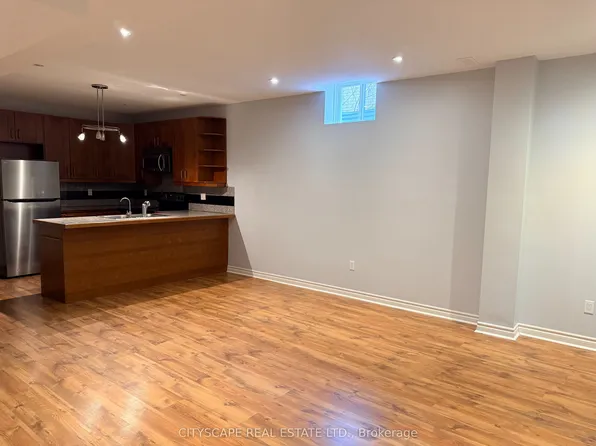 1210 Christie Cir, Milton, ON L9T 6V5