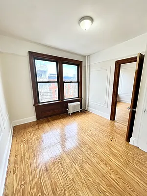 Rented by A&E Real Estate Management | media 9