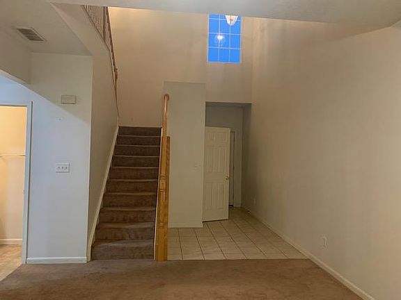 3rd image of 3581 Thorngate Dr
