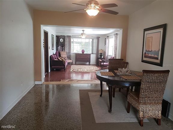 4th image of 1604R Campbell Ave