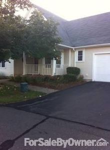 132 Primrose Ln, Windsor, CT, 06095