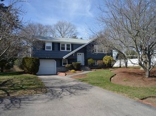 99 Macarthur St, Stoughton, MA 02072