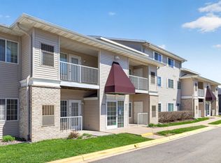 3714 9th St NW Unit B, Rochester, MN 55901