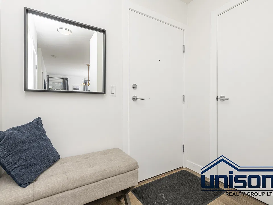 1720 W 10th St SW #205
