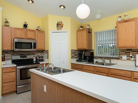 4th image of 1060 Tolson St SE