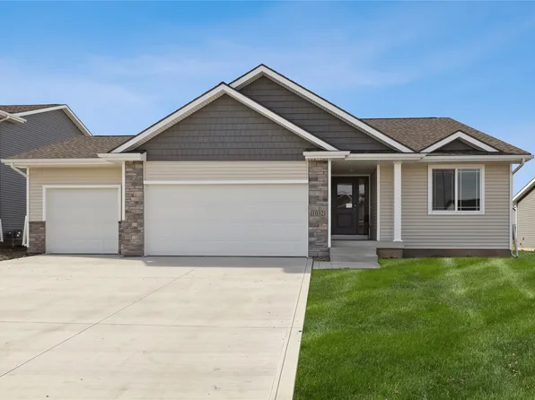 1032 Westridge St SW, Bondurant, IA 50035