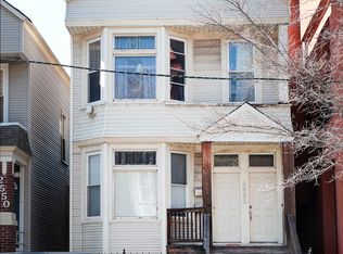 2552 N Southport Ave APT 2F, Chicago, IL 60614