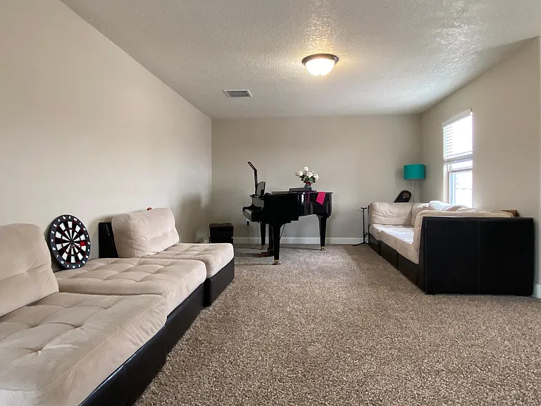 8701 Desert Finch Ln NE — Photo 16