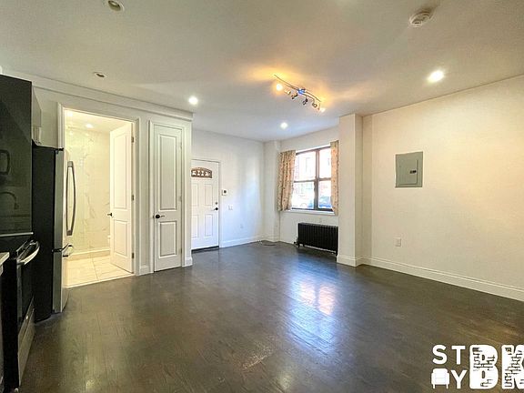 5th image of 265 Quincy St #1R