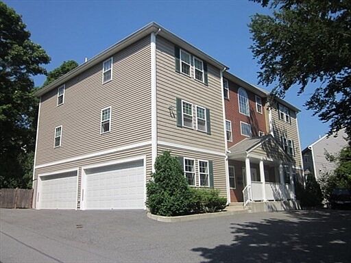 2nd image of 415 Willard St APT 3