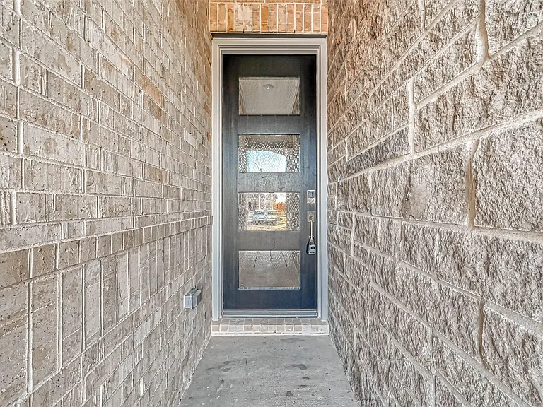 21543 Eads Creek Dr — Photo 2